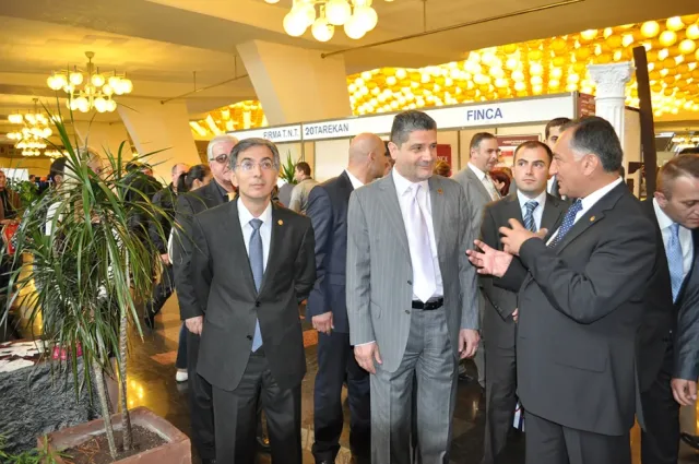 ARMENIA BUSINESS PARTNER 2011 - 8