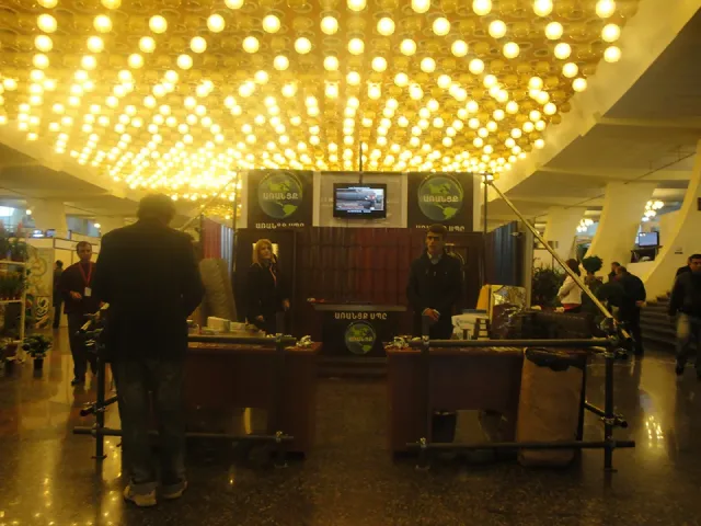 CONSTRUCTION & INTERIOR 2011 - 11