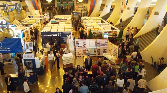 CONSTRUCTION & INTERIOR 2012 - 7