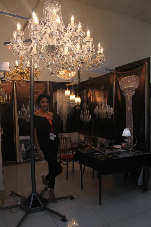 CONSTRUCTION & INTERIOR 2013 - 4