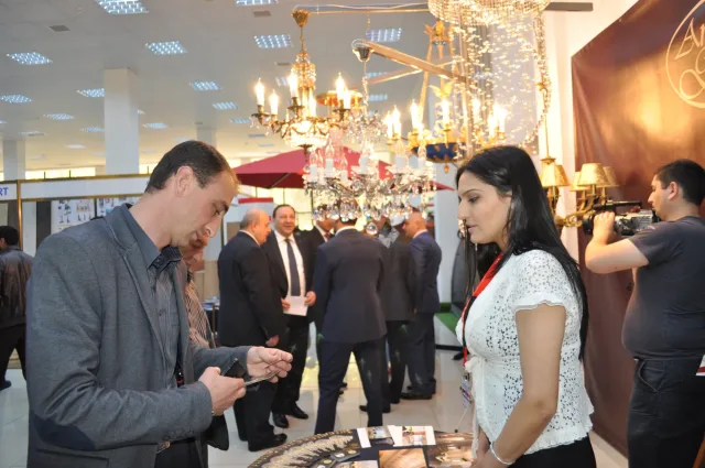 CONSTRUCTION & INTERIOR 2013 - 10