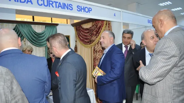 CONSTRUCTION & INTERIOR 2015 - 6