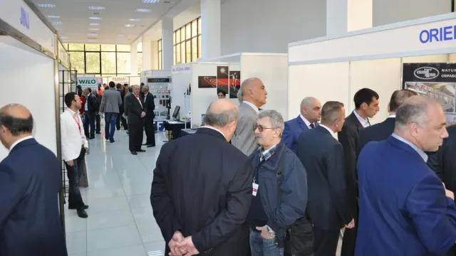 CONSTRUCTION & INTERIOR 2015 - 9
