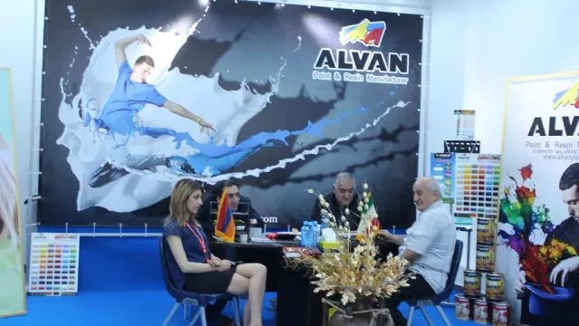 CONSTRUCTION & INTERIOR 2015 - 16