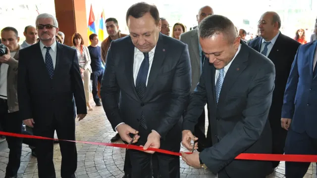 CONSTRUCTION & INTERIOR 2015 - 25