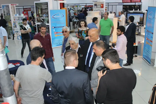 CONSTRUCTION & INTERIOR 2016 - 10