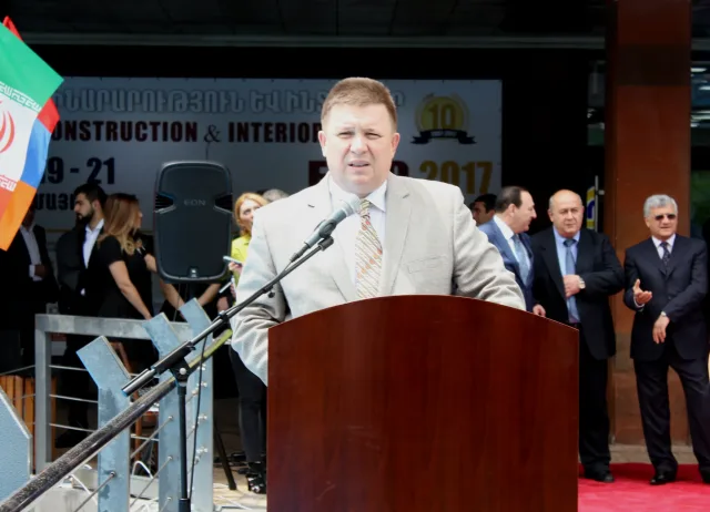 CONSTRUCTION & INTERIOR 2017 - 10